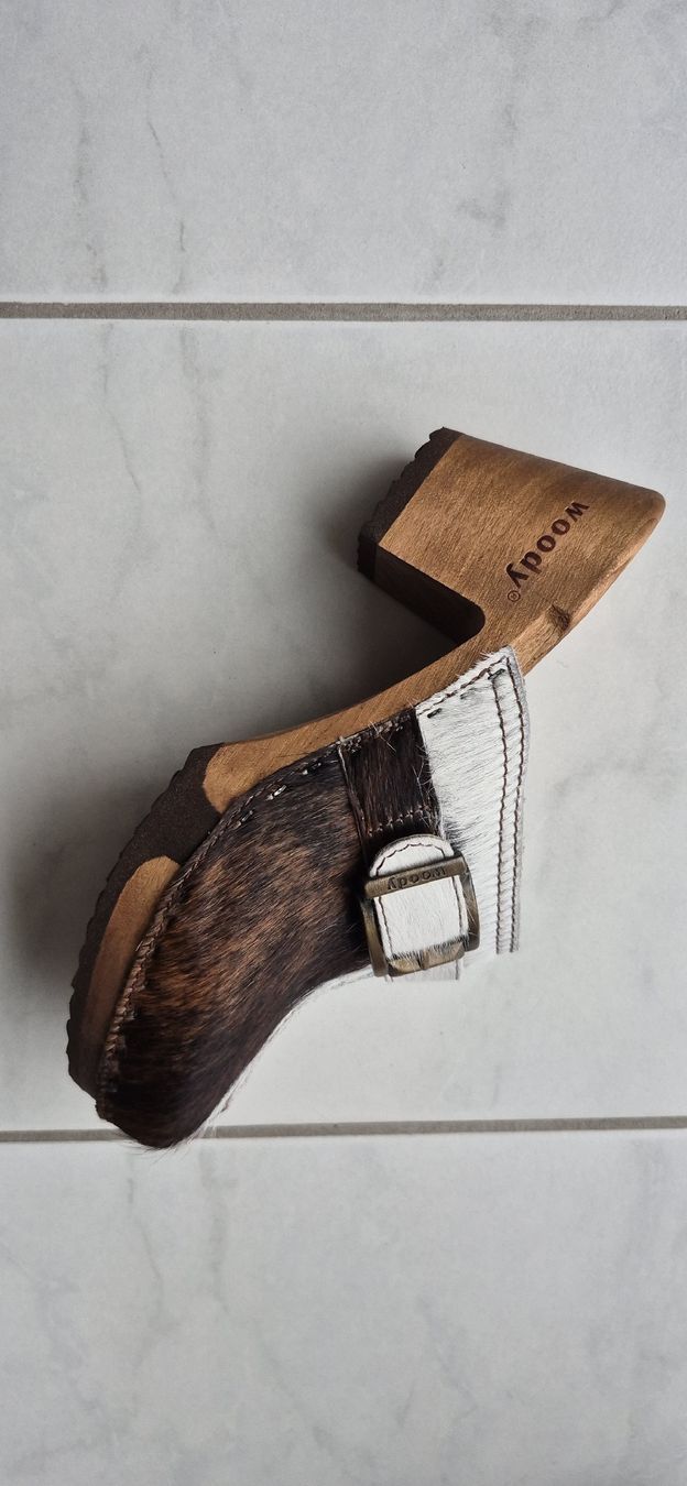 Herrenschuhe: Woody Clogs, Gr. 42, mit Kuhfell, neu – Neu und originalverpackt aus Oetwil am See von jarra01 3