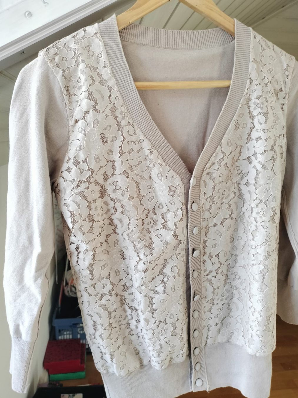 Jacken: Intimissimi Jacke beige Gr. M – Gebraucht aus Aarau von Obdulia 1