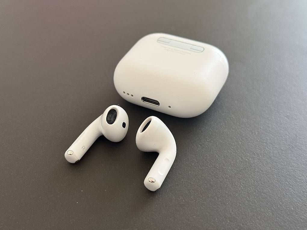 Apple Kopfhörer: Airpods 4 mit ANC – Gebraucht aus Zürich von enorm 1