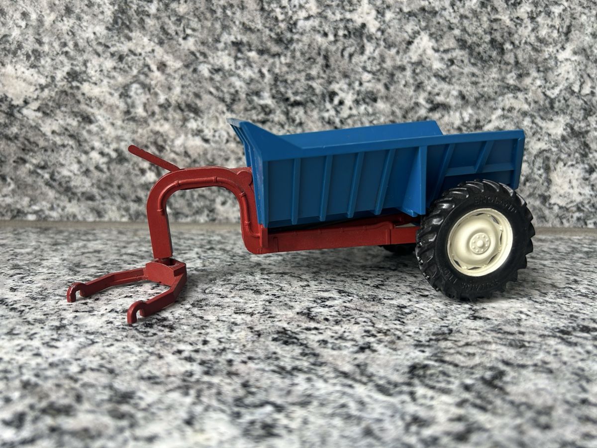 Britains Kit di modellismo & Modellini statici: Kipper, 1:32, Britains – Usato da Horw venduto da Tigercat635 1