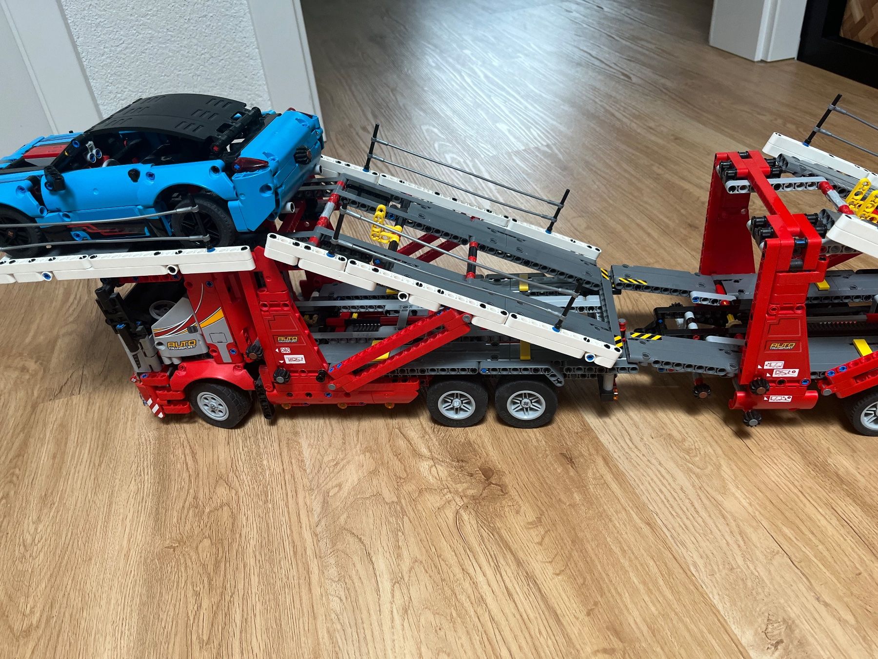 Lego Spielzeuge: Lego Technic Car Transporter – Gebraucht aus Gipf-Oberfrick von Andrea.N01 4