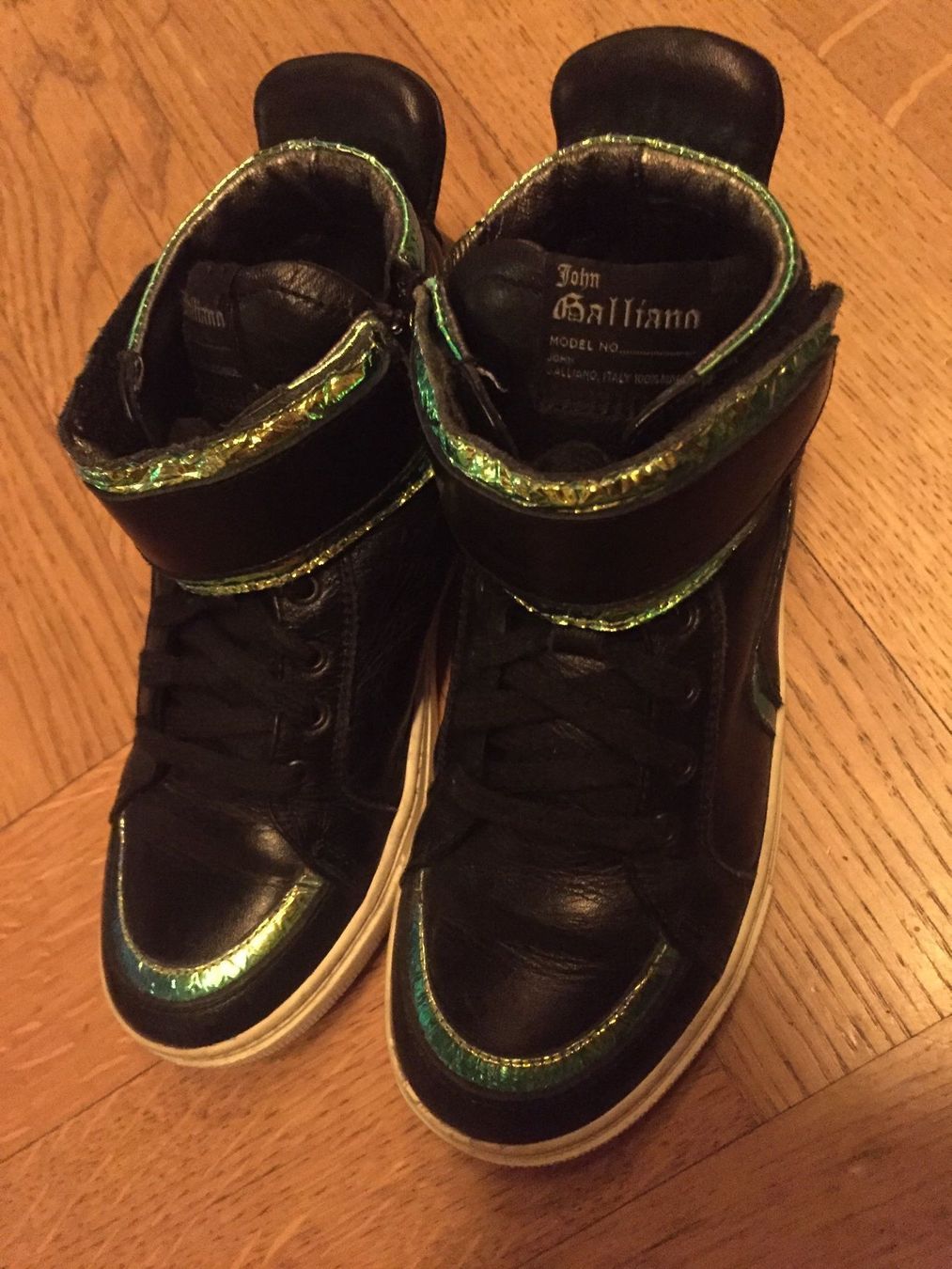 John Galliano Schuhe für Jungen: John Galliano cuir 34 – Gebraucht aus Geneve von Monthoux13 1