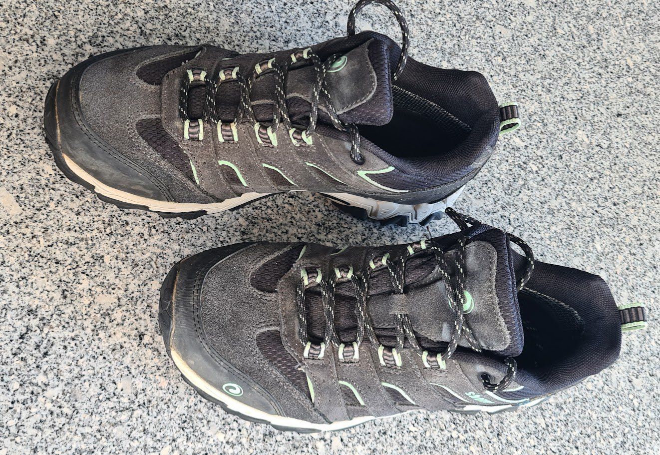 Sherpa Chaussures femmes: Trekkingschuhe – D'occasion à Islikon par EFH651