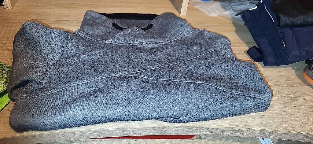 Pullover & Sweatshirts: Sweatpulli mit hohem Kragen 134/140 – Gebraucht aus Schweizersholz von fuchs06 3