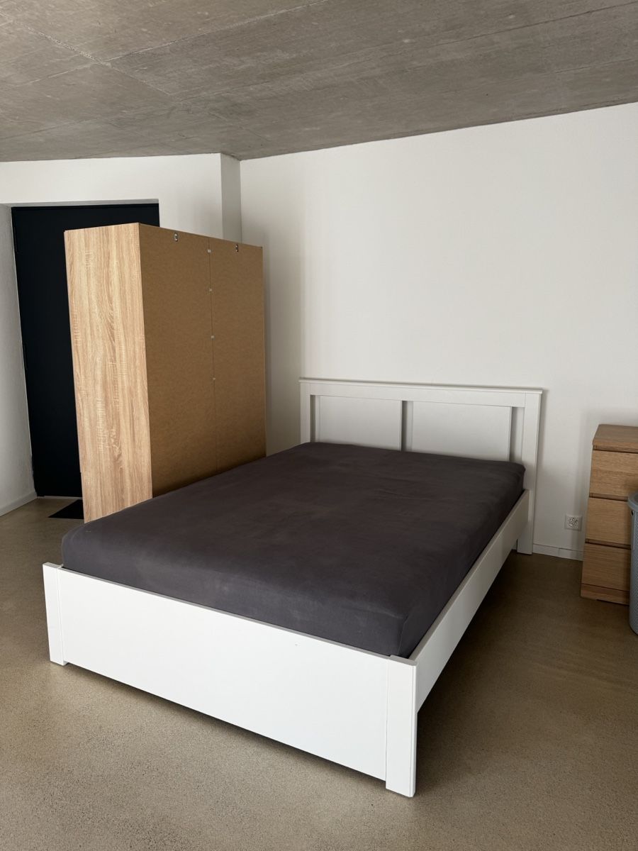 Letti: Weisses Ikea Bett komplett 206x150cm – Usato da Schöfflisdorf venduto da dar_pzp5