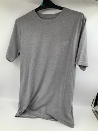 New Balance T-Shirt grau Grösse S neu mit Etikette