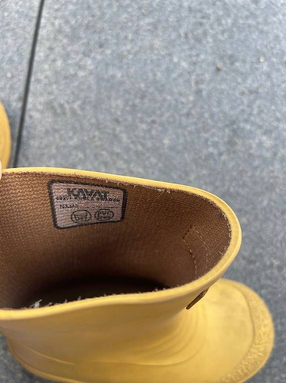 Scarpe per ragazzi: Regenstiefel – Usato da Zürich venduto da jka_rvq8 3