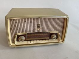 Tolle antike Radio der Marke Grundig