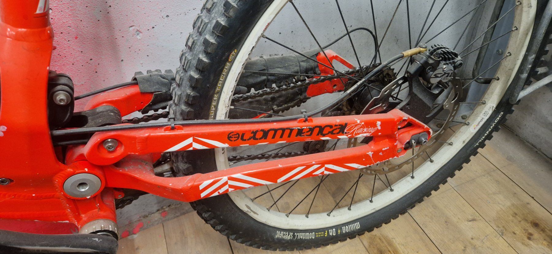 Commencal Biciclette: Downhill Bike Commencal – Usato da Murg venduto da mar_t7qy 8