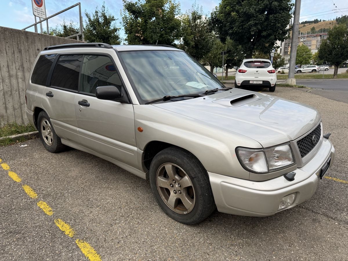 Subaru Automobili: Subaru Forester 2. 0T 4WD – Usato da La Chaux-de-Fonds venduto da Transportchezmax 3