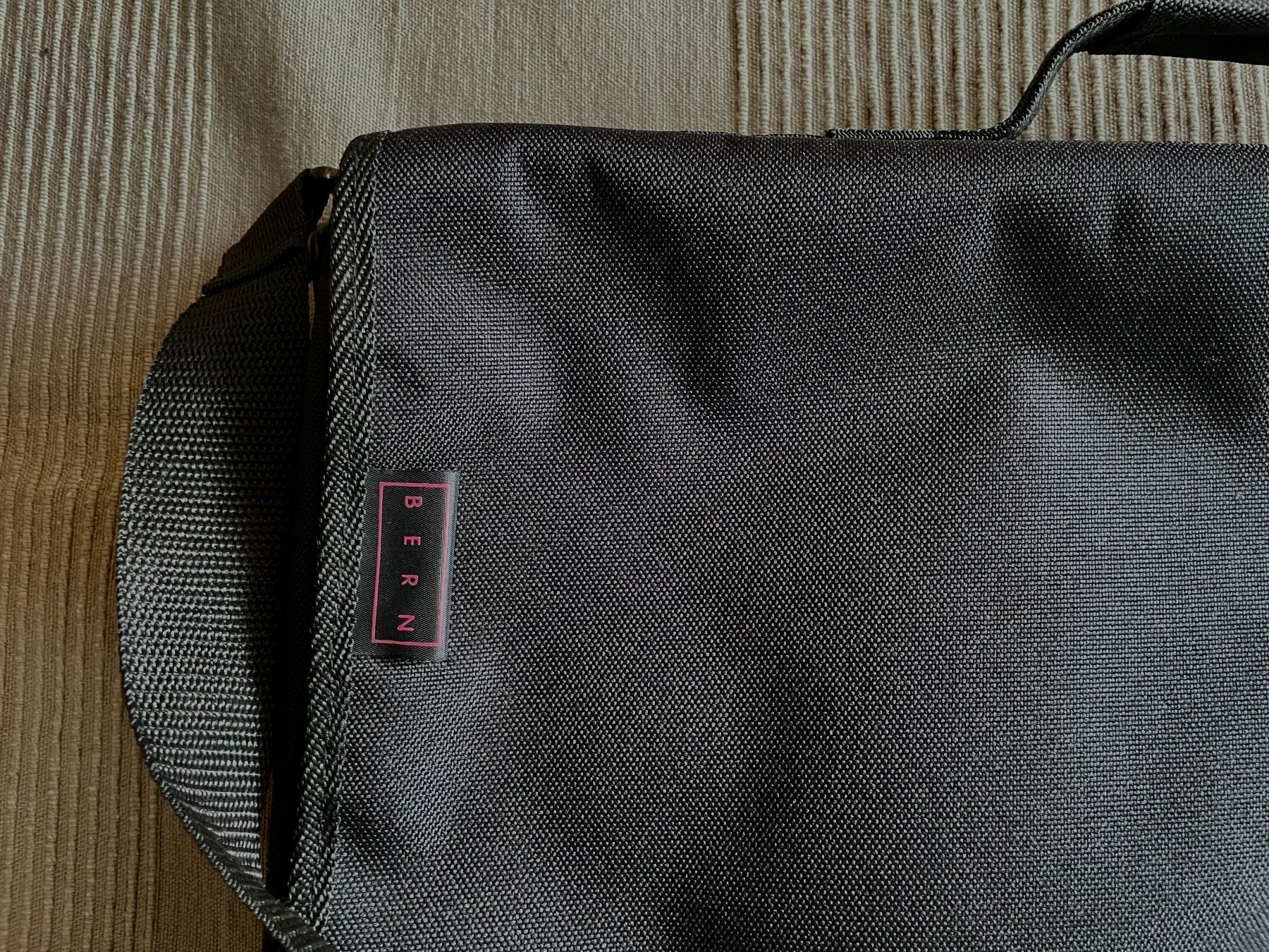 Valigie & Borse: Laptoptasche schwarz neu mit Berner Logo, Dokumententasche – Nuovo (secondo la descrizione) da Bern venduto da Chraebu2 3