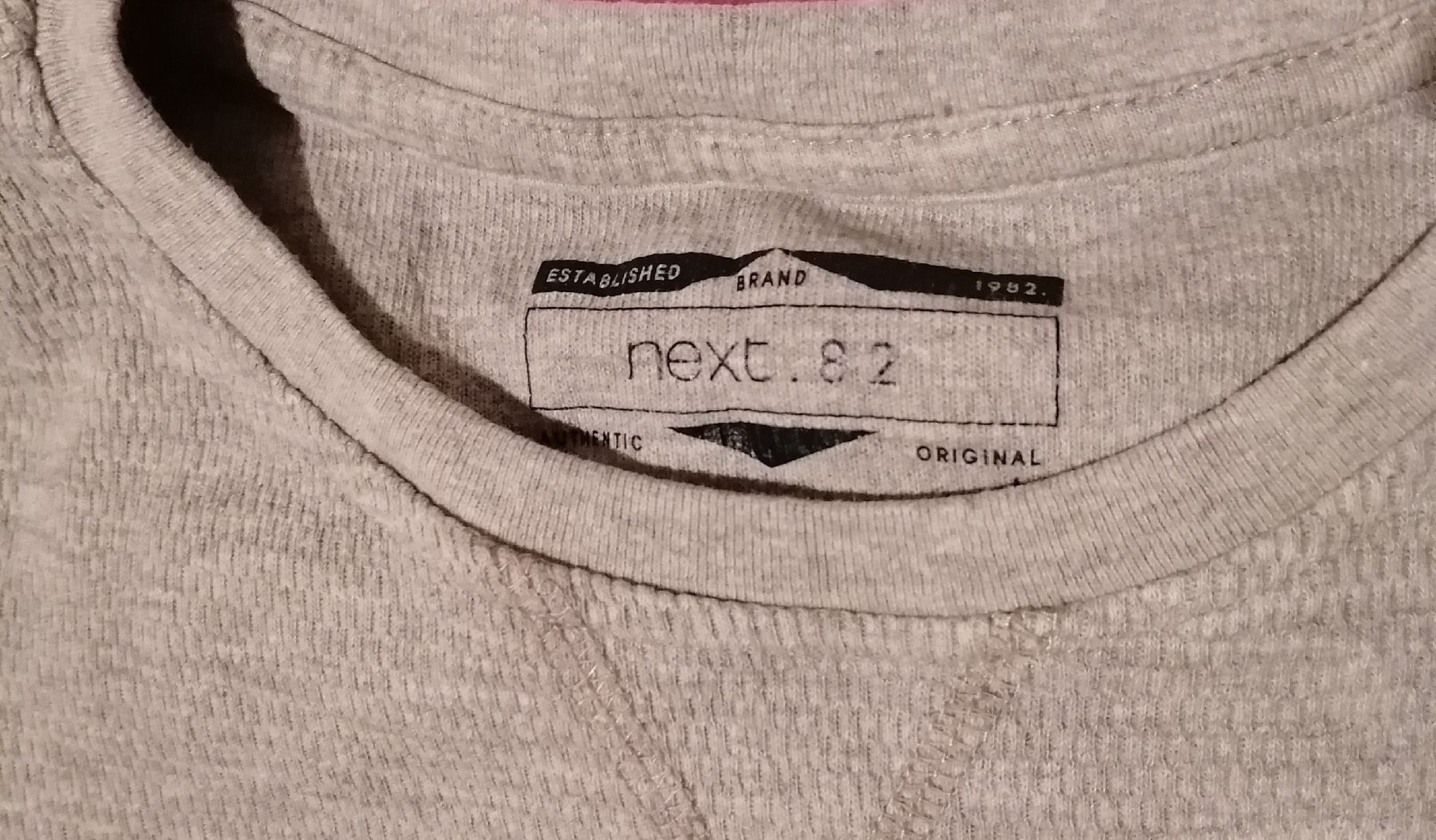 Next Maglioni & Felpe: Langarmshirt von Next, Gr. 122 – Usato da Wängi venduto da Schnautz75 2