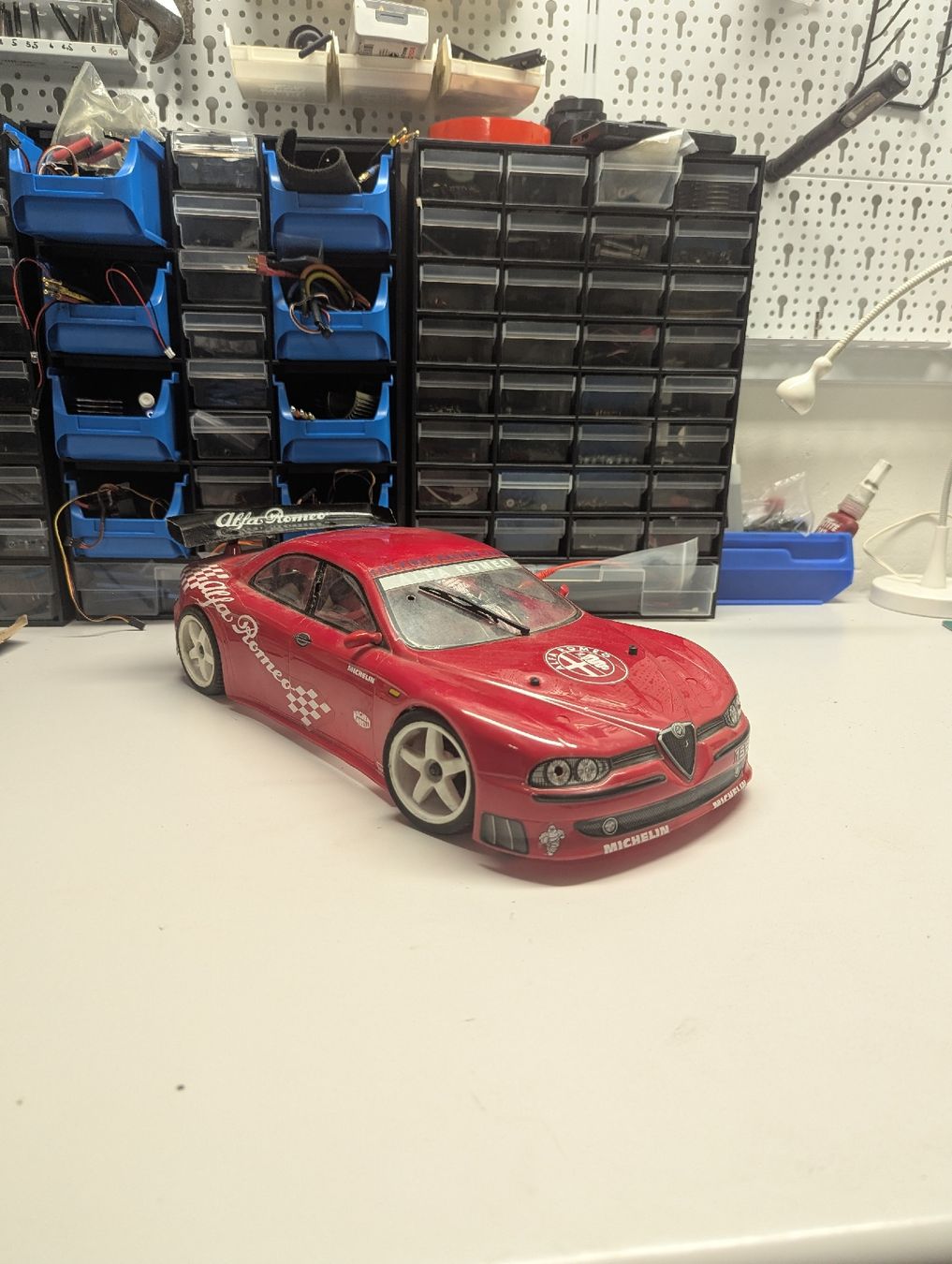Modellismo RC: Alfa Romeo Rc Auto benziner – Difettoso da Altdorf UR venduto da fin_7ftt