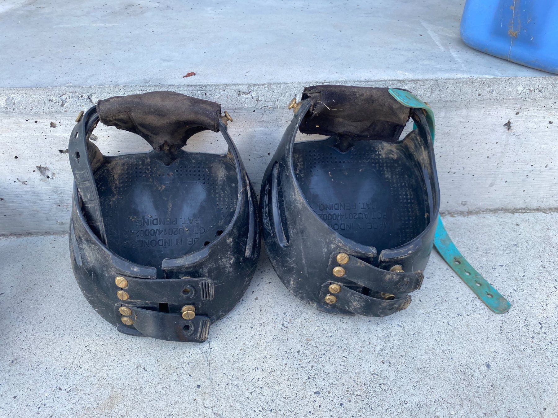 Scarpe per cavalli: Hufschuhe Scoot Boots – Usato da Edlibach venduto da mondschein020