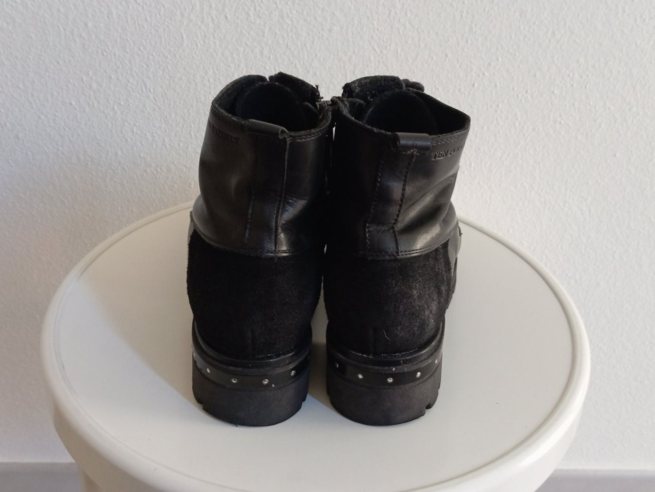 Scarpe da donna: Ten Points Leder Stiefeletten – Usato da Brione Verzasca venduto da pulci22 2