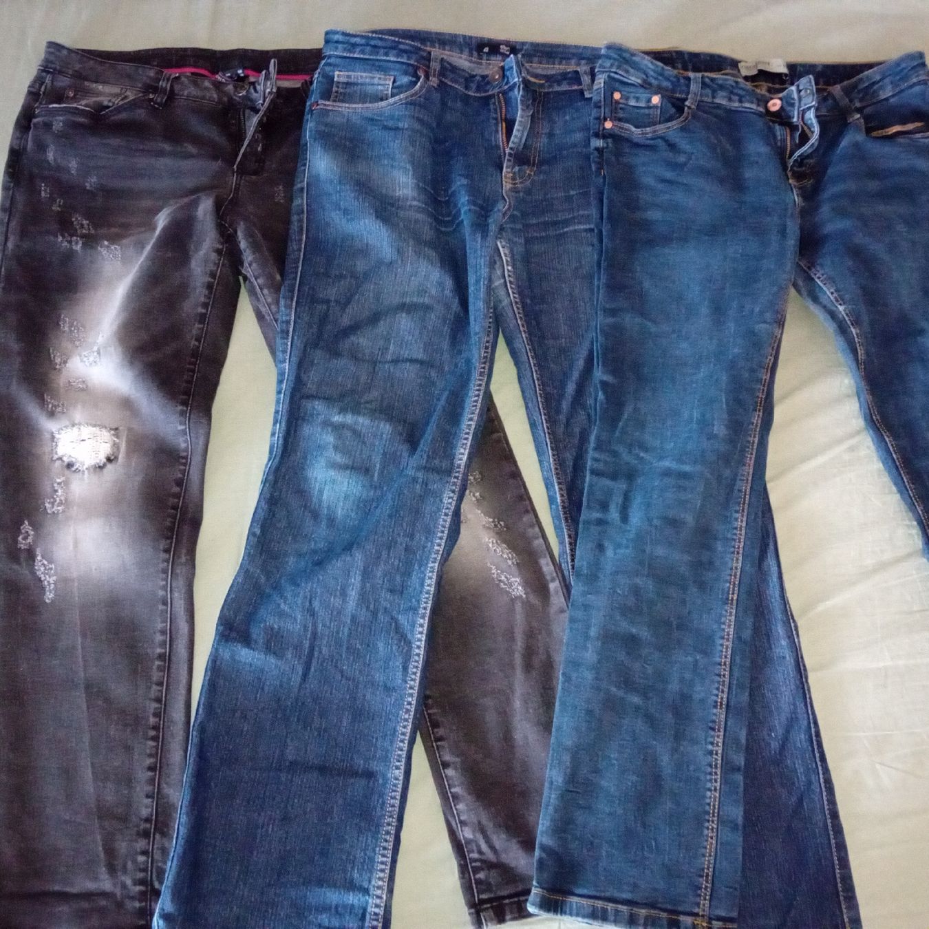 Jeans: Jeans Grösse 42 – Usato da Rothenthurm venduto da MasseyFerguson1150