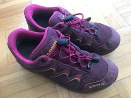 Trekkingschuh Maddox GTX von Lowa Grösse 33 fuchsia/violett