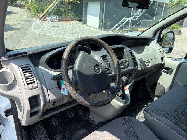 Opel Veicoli commerciali: Opel Vivaro 2.0 CDTI Eco – Usato da Rothrist venduto da SchHunWerGmbH 5