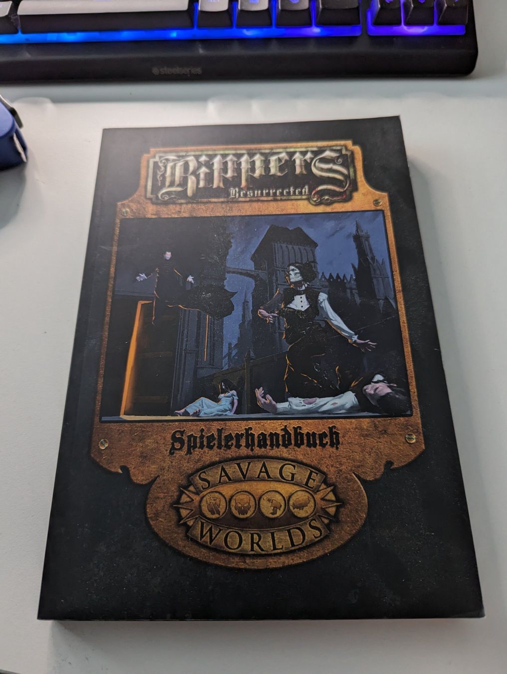 Bücher: Rippers Resurrected - Savage Worlds Handbuch x 2 – Gebraucht aus Hünenberg See von SpecialEditionGaming