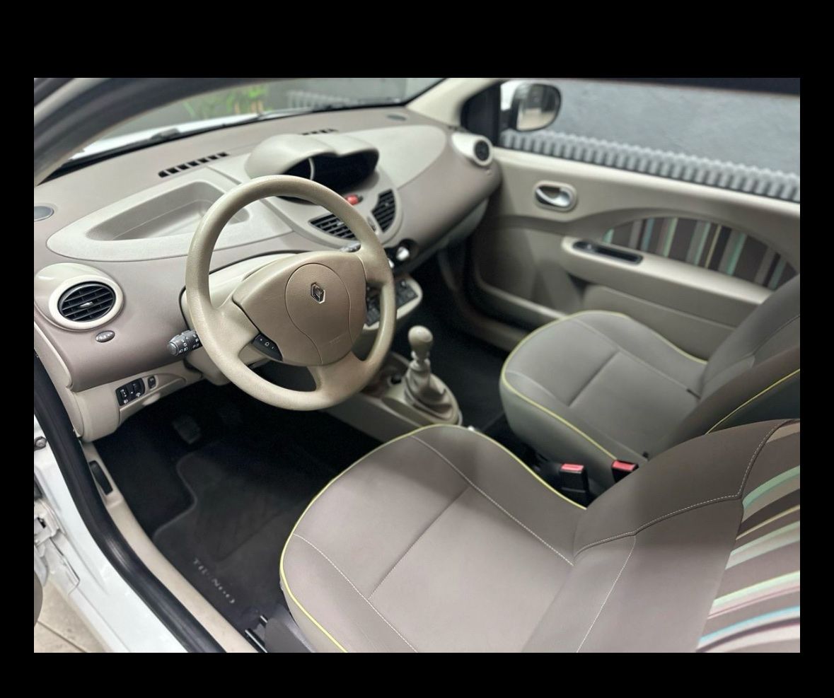Renault Automobili: Renault Twingo 1.2 – Usato da Lachen SZ venduto da Polykarpos 2