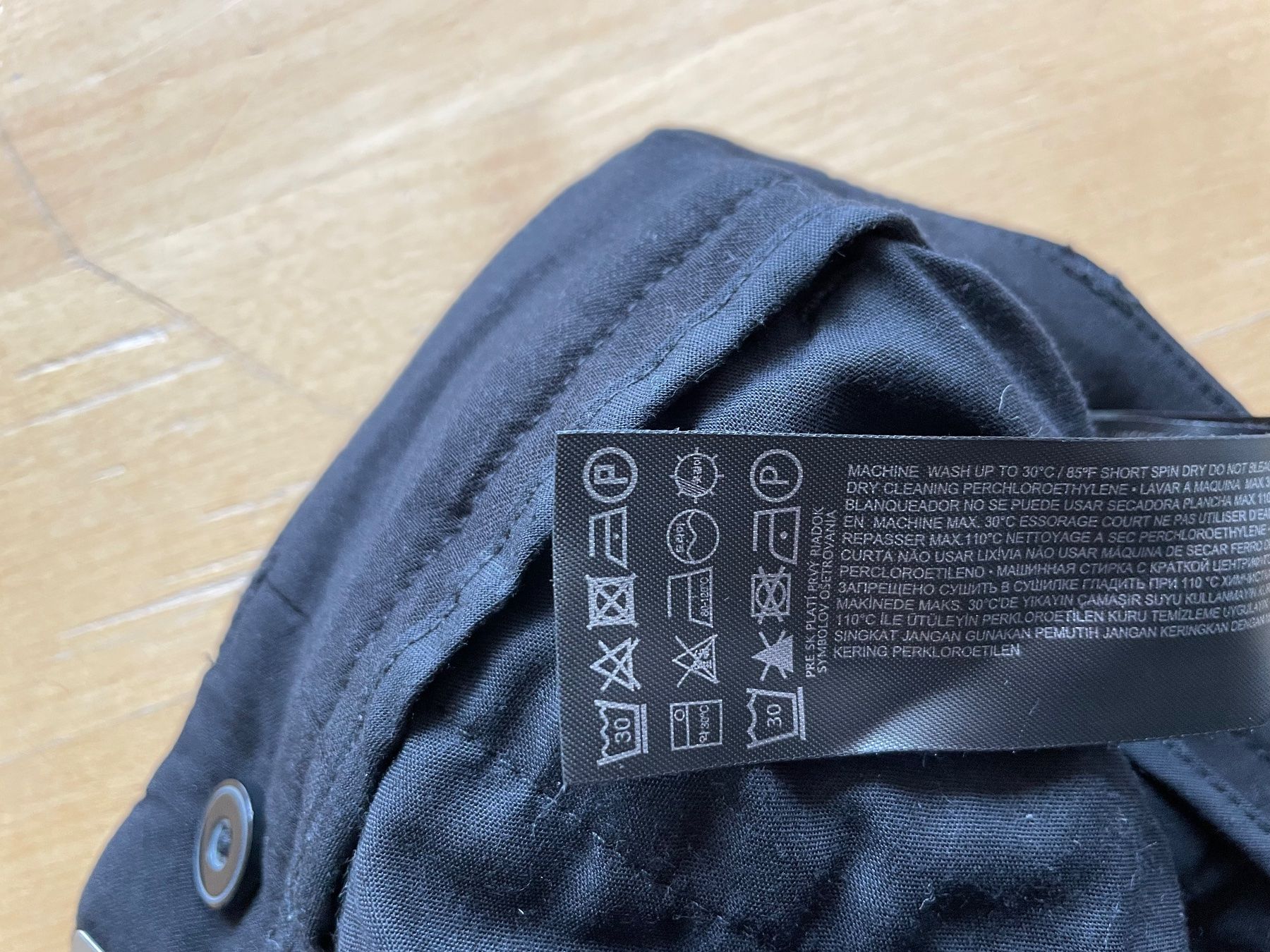 Pantaloni: Hose schwarz – Usato da Zofingen venduto da Hathoway 4