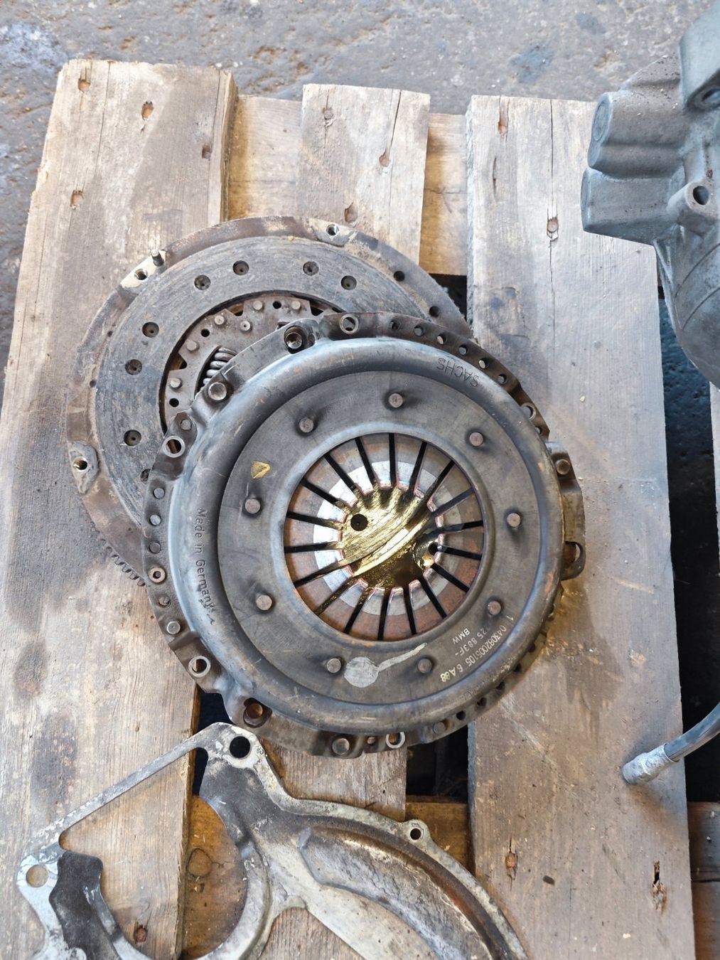 BMW Toutes les pièces auto: BMW e30 325ix Schaltgetriebe, Umbausatz – D'occasion à Dussnang par hans5100 5