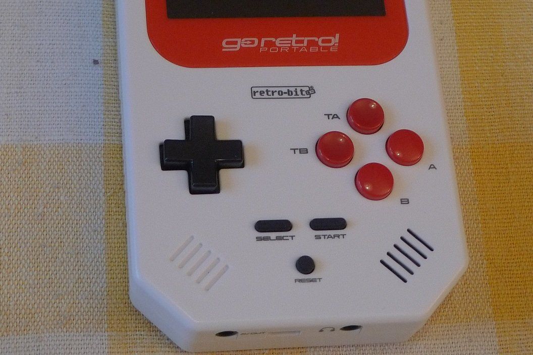 Console: Retro Gaming Console Go Retro! Portable Nr.5 – Nuovo e nell'imballaggio originale da Bern venduto da bn1640 3