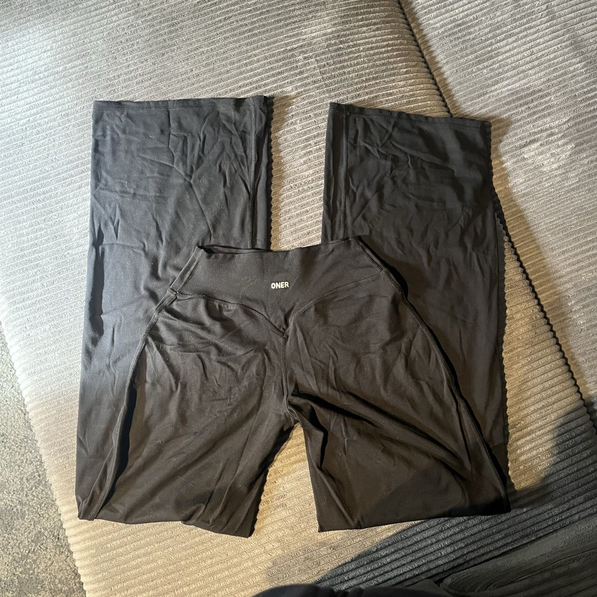 Oner Active Leggings: oner active softmotion straight leg pants – Neu (gemäss Beschreibung) aus Zürich von ssoopphhiiaa