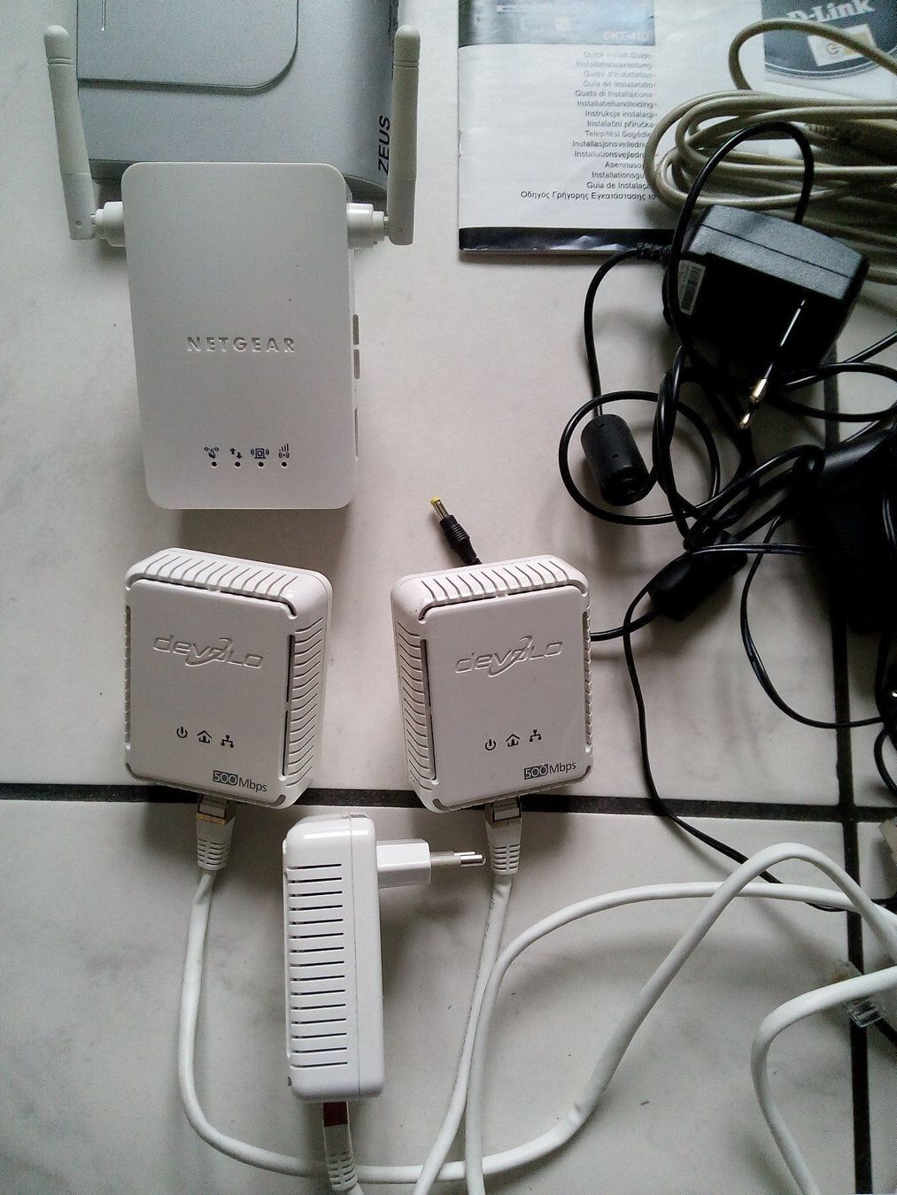 Zyxel Modem & Router: Wireless, D-Link, ZyXEL, usw. – Usato da Igis venduto da lebi 4