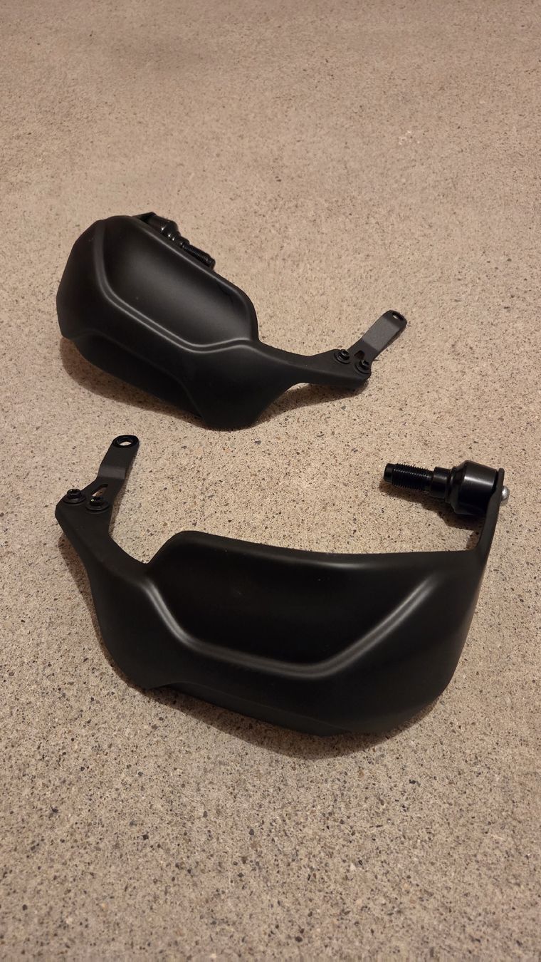 Yamaha Tutti i ricambio per moto: Tenere 700 Handschutz Original – Nuovo (secondo la descrizione) da Frauenfeld venduto da Veilside_08