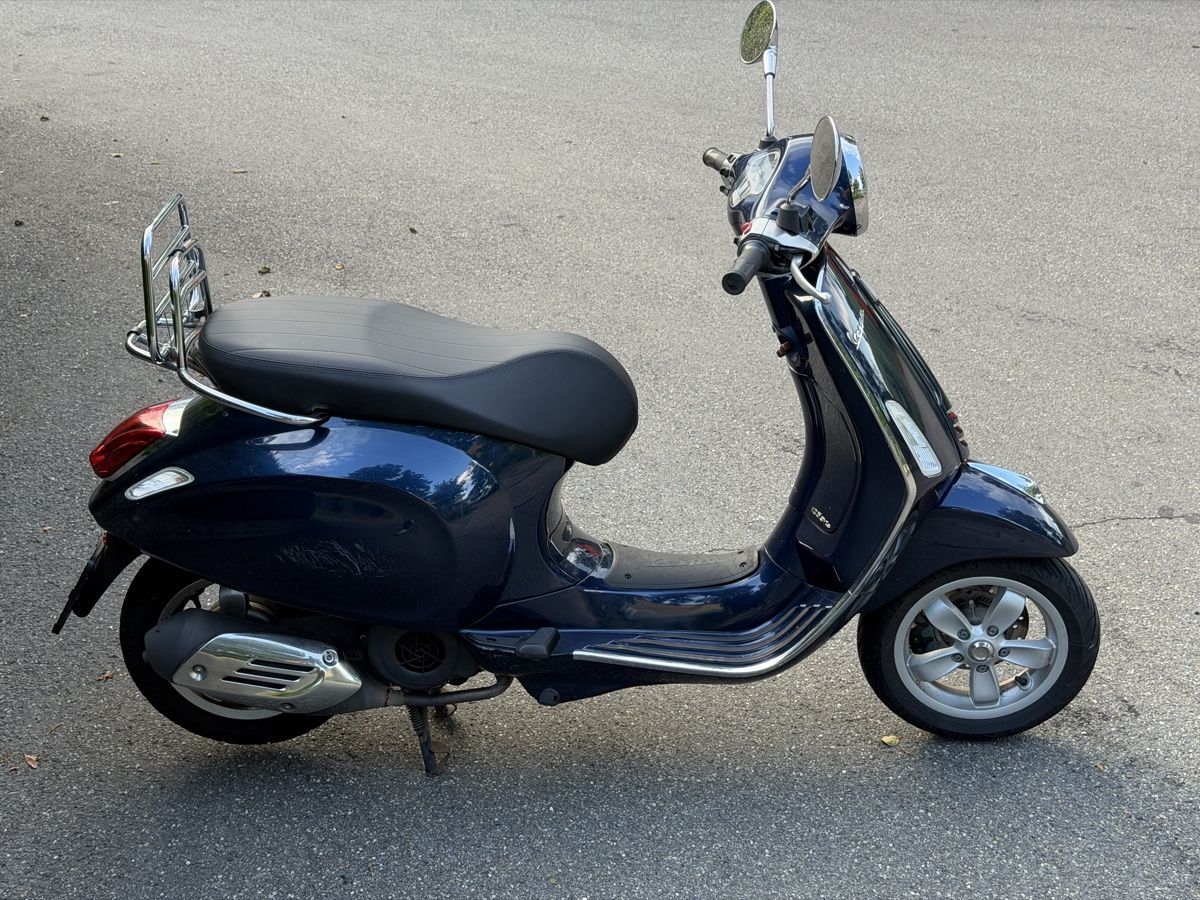 Piaggio Strada: Piaggio Vespa Primavera 3V 2016jg Ab Mfk  – Usato da Zullwil venduto da Autocentersalii 3