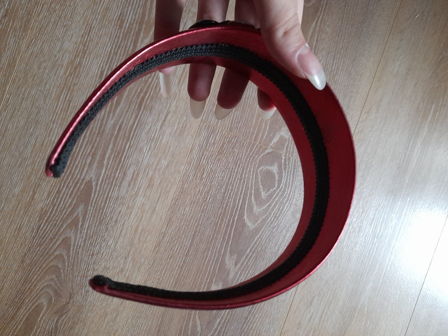 Haarschmuck: Schöner Haarreif breit rot auffallend – Gebraucht aus Gwatt (Thun) von B.D.999 2