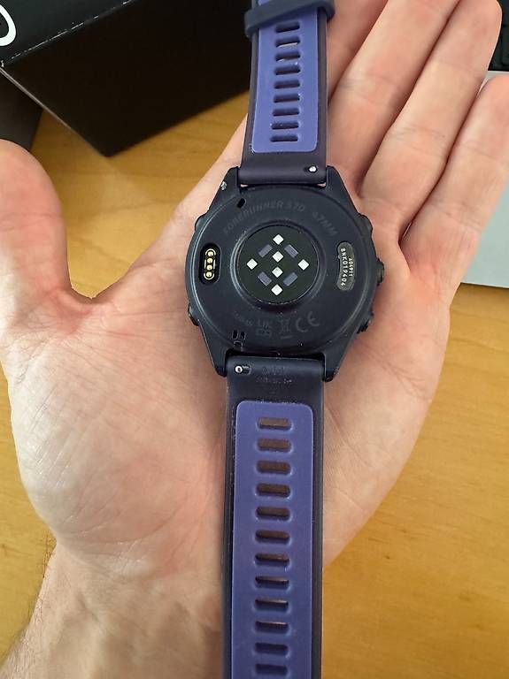 Garmin Smartwatch: Garmin Forerunner 570 NEU – Usato da Naters venduto da zynetic 3