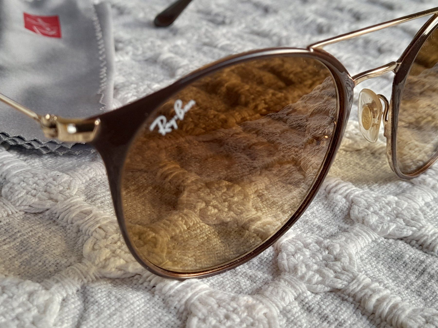 Ray-Ban Occhiali & Lenti: Ray-Ban Sonnenbrille mit Etui – Usato da Thun venduto da Treff.....e 8