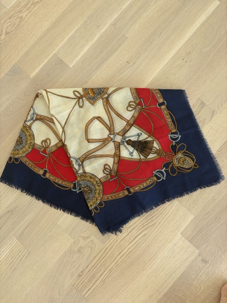 Foulard & Sciarpe: Tuch mit Reitmuster dunkelblau/rot/creme – Nuovo (secondo la descrizione) da Au ZH venduto da eac_gm25
