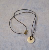 Kette mit Anhänger donut Calcit