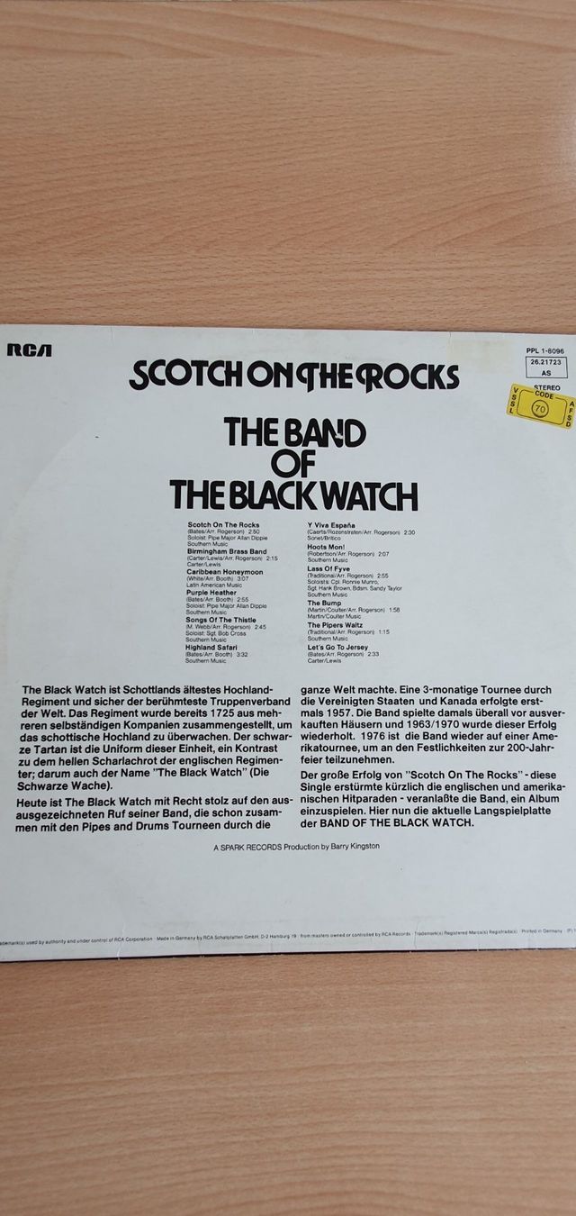 Dischi in vinile: 1 vinyle The Black Watch – Usato da Moutier venduto da mai_pq7w 1