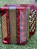 Akkordeon HOHNER ACCORDINA III mit Holz - Koffer