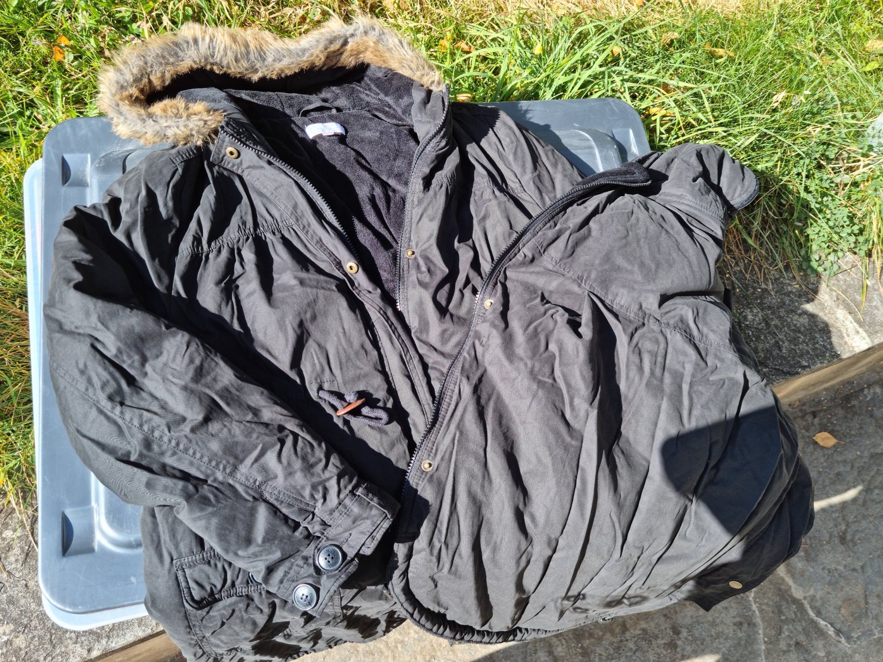 Lotti di vestiti: Habits grossesse – Usato da Ste-Croix venduto da lnbu1 3