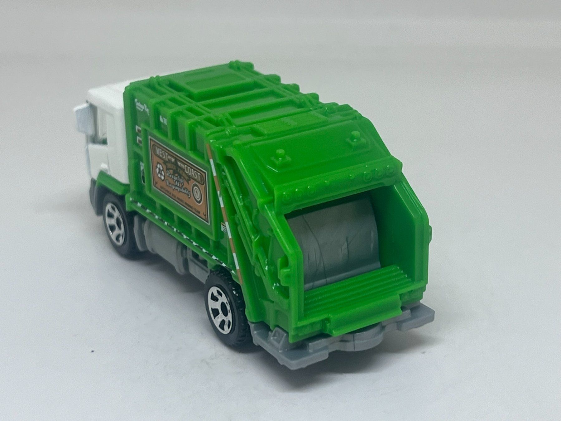 Matchbox Modellautos: Matchbox Garbage #28 – Gebraucht aus Wildegg von LaaBoutique 2