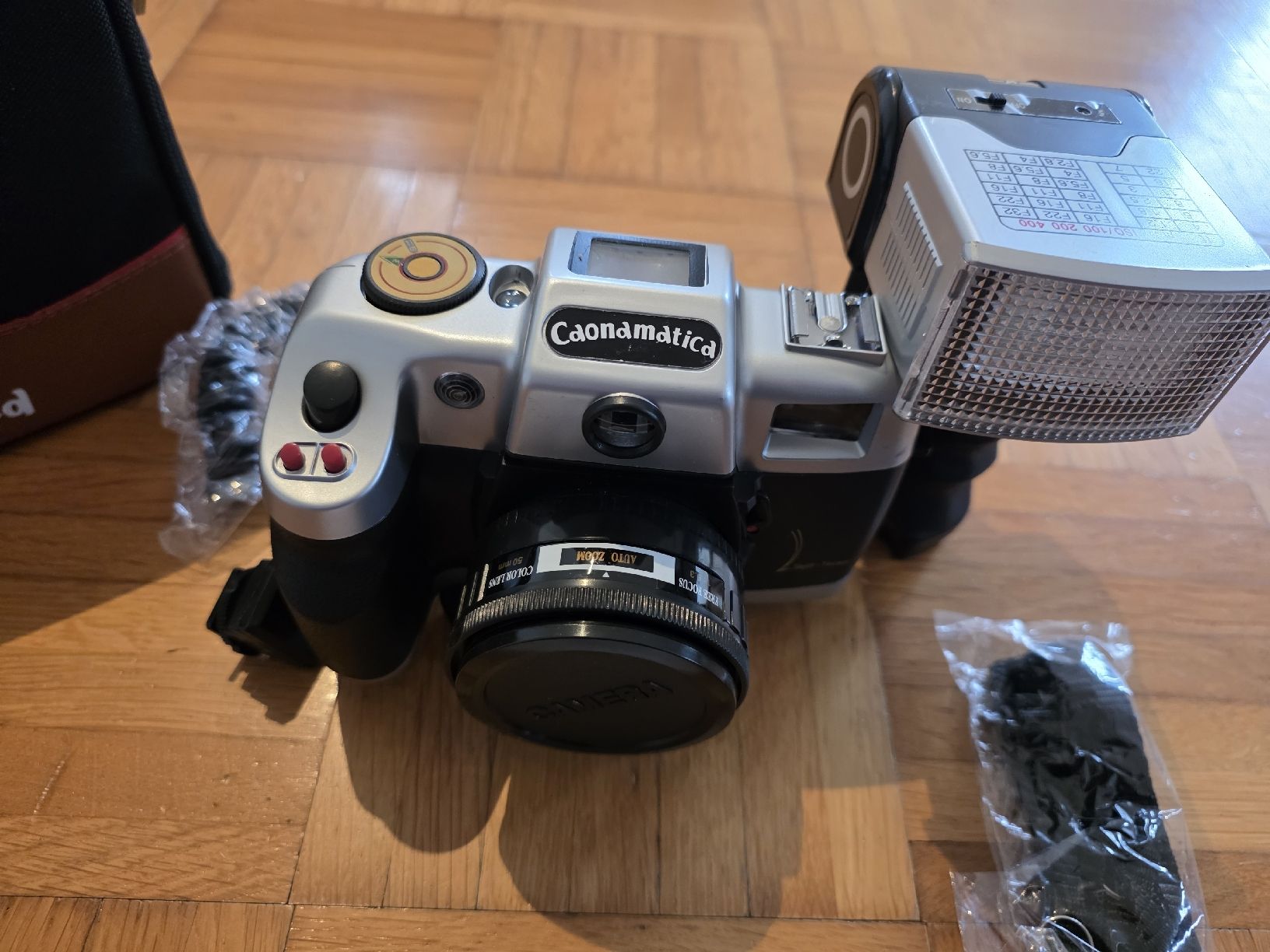 Fotocamera: Caonamatica Spiegelreflexkamera mit Blitz – Usato da Dorf venduto da Echo_Elements 5