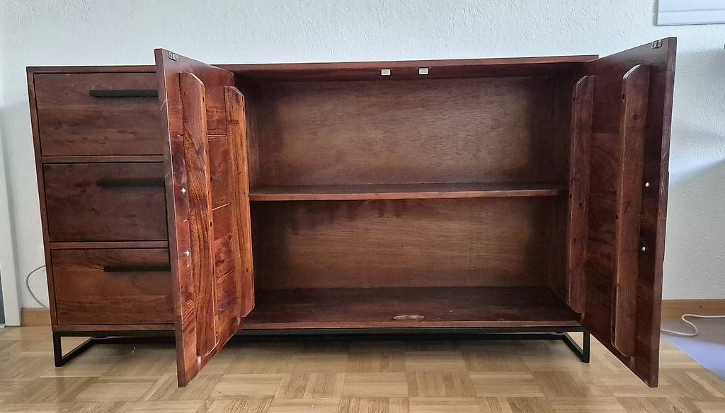 Cassettiere: Sideboard Akazie braun – Nuovo (secondo la descrizione) da bern venduto da sommer89 1