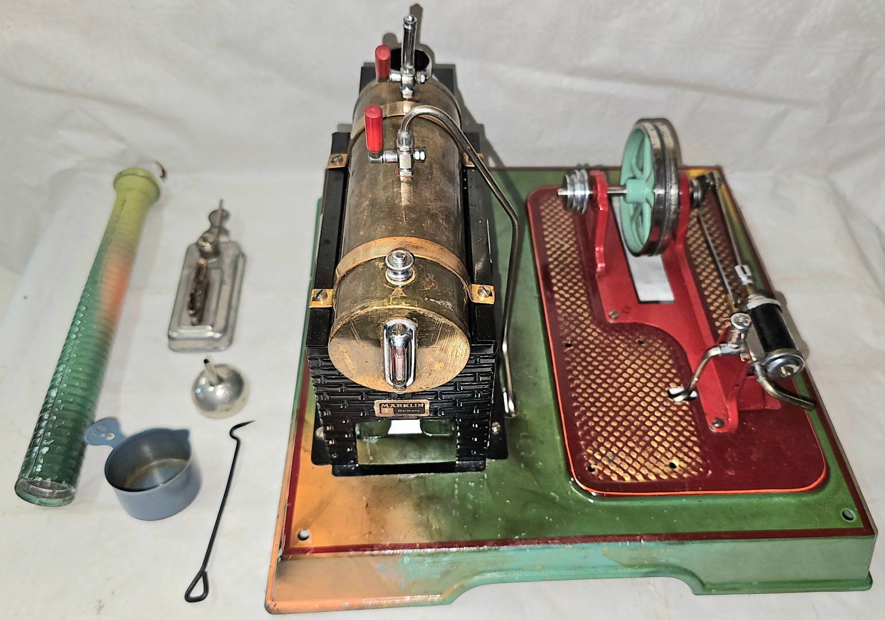 Märklin Kit di modellismo & Modellini statici: Märklin 4095/5 Dampfmaschine in Originalkarton – Usato da Hefenhofen venduto da Osstschweiz