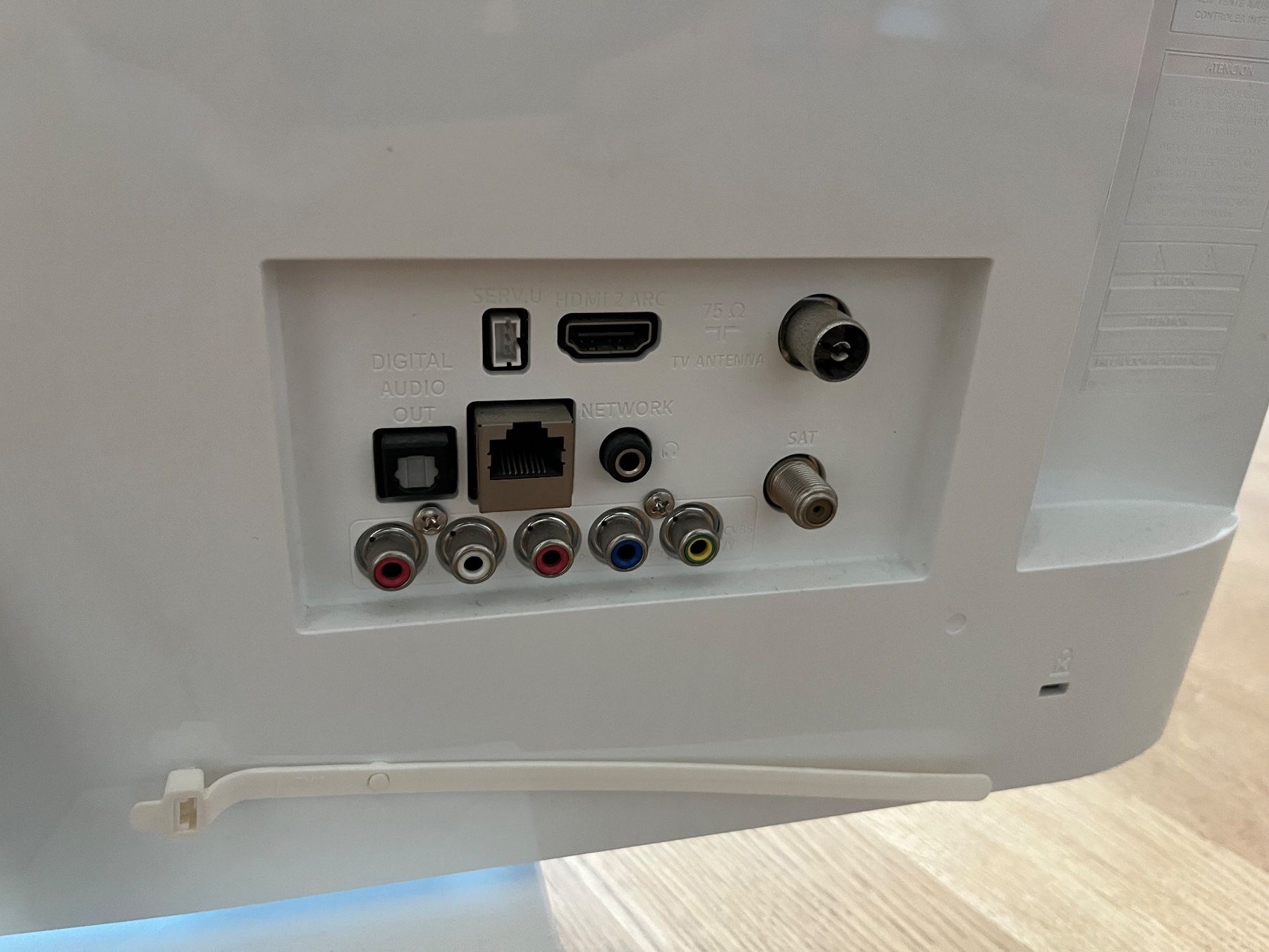 Appareils TV: Philips Smart TV – D'occasion à Basel par jir_8qrz 2