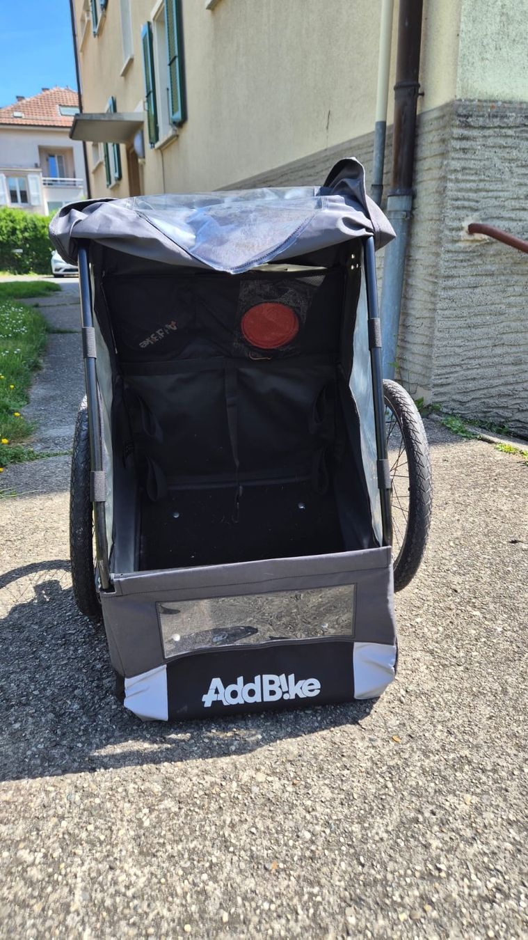 Rimorchi: Addbike dog trailer – Usato da Yverdon-les-Bains venduto da Monikah83 1