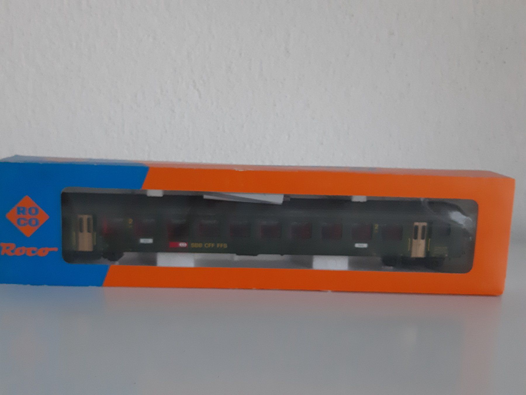 Roco Modellini di ferrovie: Roco HO 4432 A PersonenWagen – Usato da Buchs SG venduto da Bray_Law