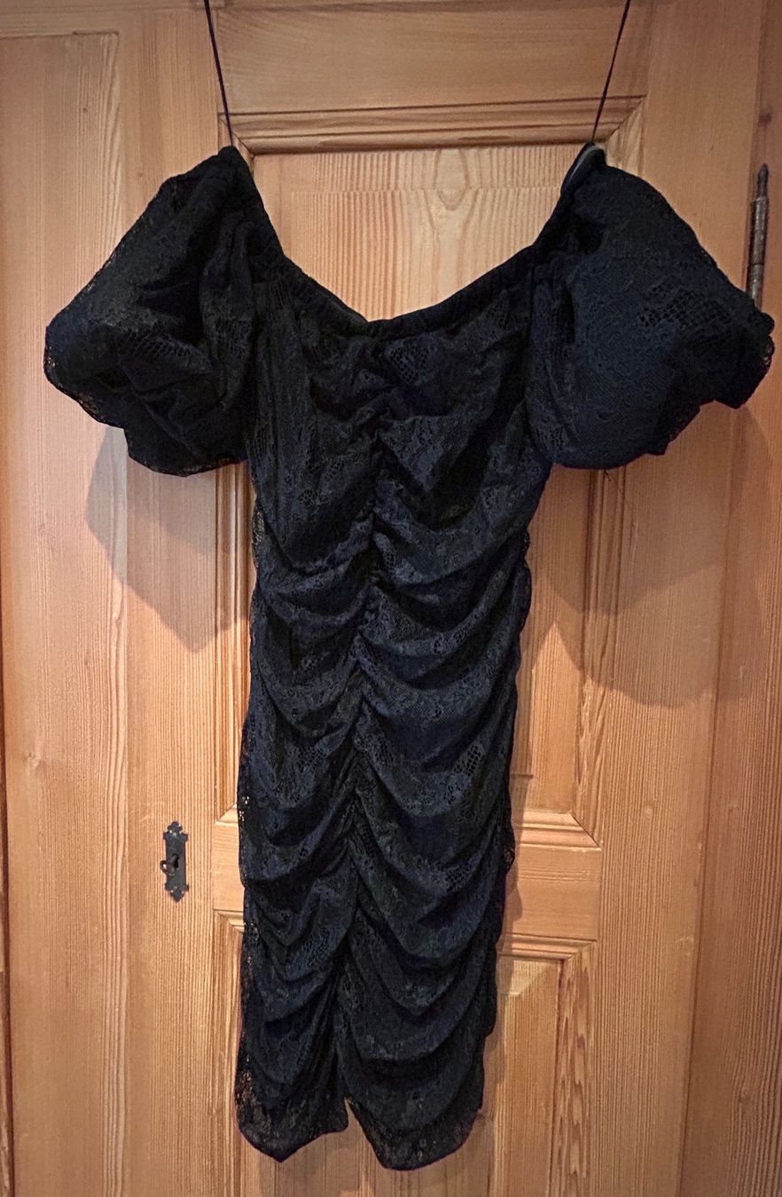 Pinko Vestiti: PINKO Cocktailkleid – Nuovo (secondo la descrizione) da Freienbach venduto da mar_rvc6