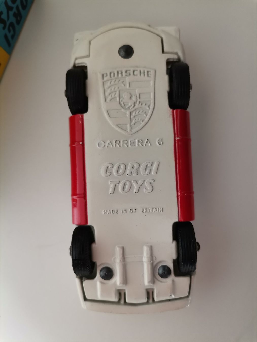Corgi toys. Porsche carrera 6. Avec son pilote - Collection