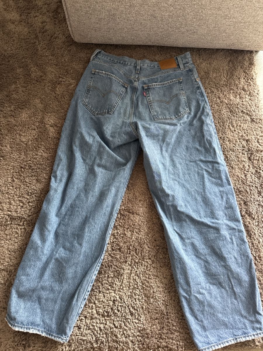 Levi's Jeans: Levi‘s Jeans – Usato da Rotkreuz venduto da fab_8vm7 1