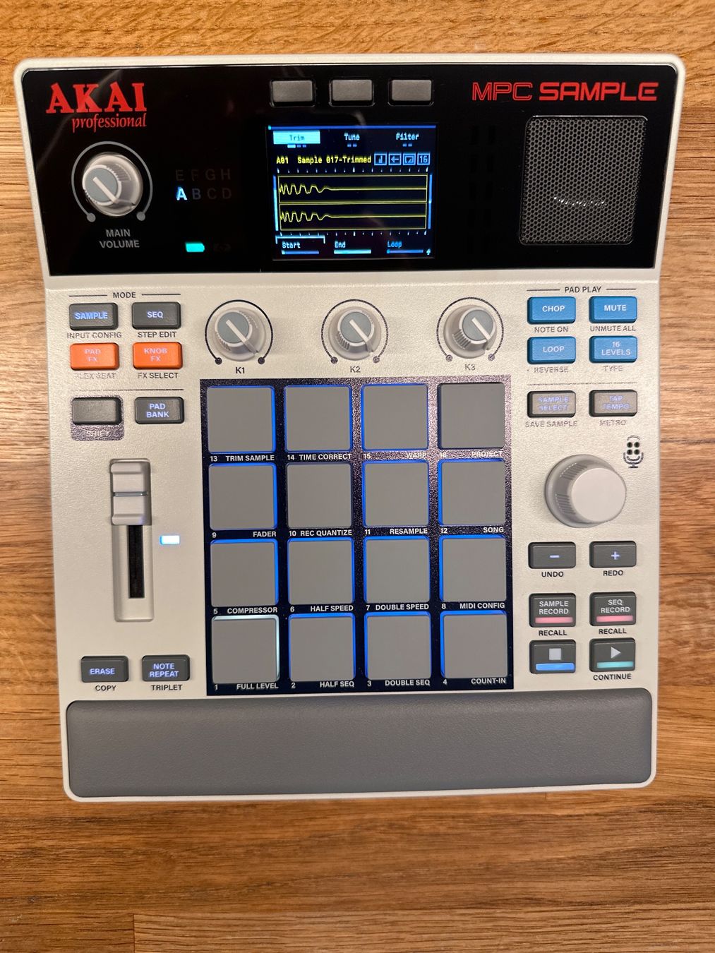 Akai Strumenti musicali: AKAI MPC sample – Nuovo (secondo la descrizione) da Winkel venduto da Tatanof 1